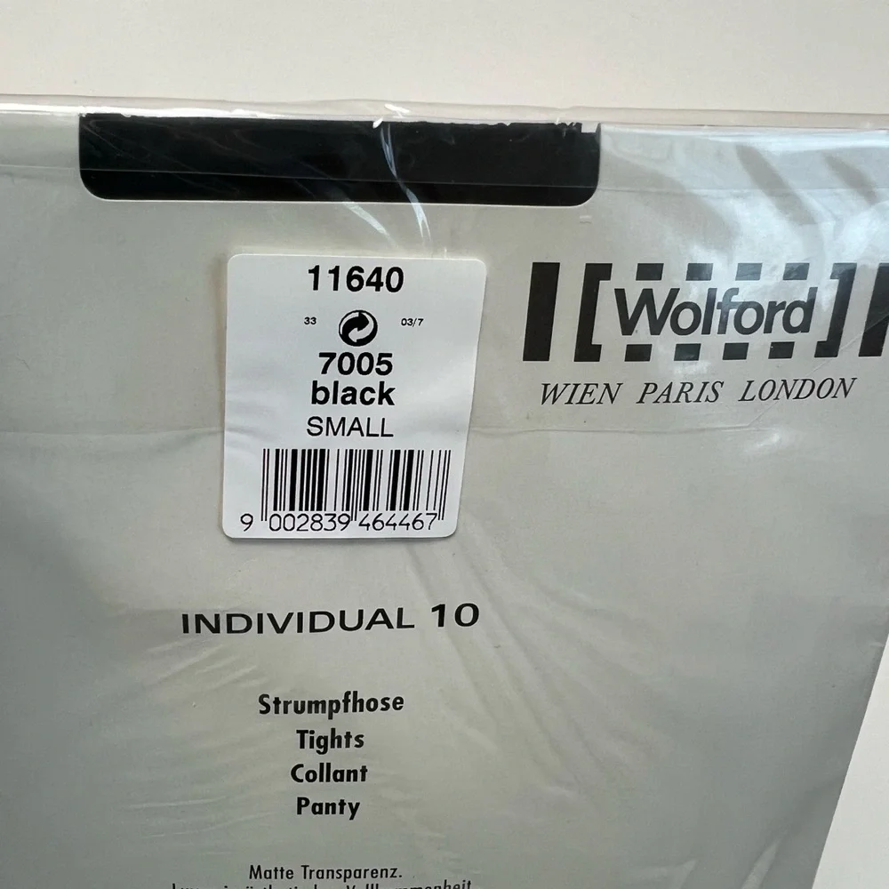 Wolford Individual 10 Denier Tights Style 116 40 in Black Size Small Matte NEW‎
